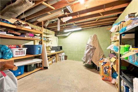 1364 Stonington Road NW North Canton OH 44720