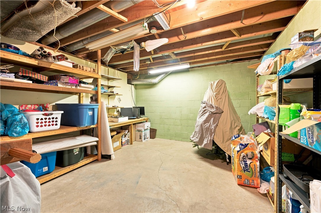1364 Stonington Road NW North Canton OH 44720