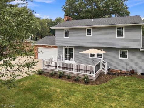 1364 Stonington Road NW North Canton OH 44720