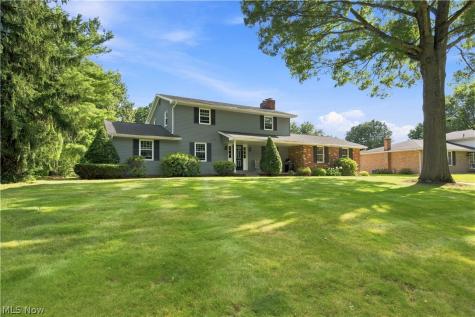 1364 Stonington Road NW North Canton OH 44720