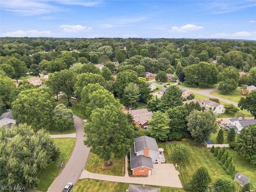 1364 Stonington Road NW North Canton OH 44720