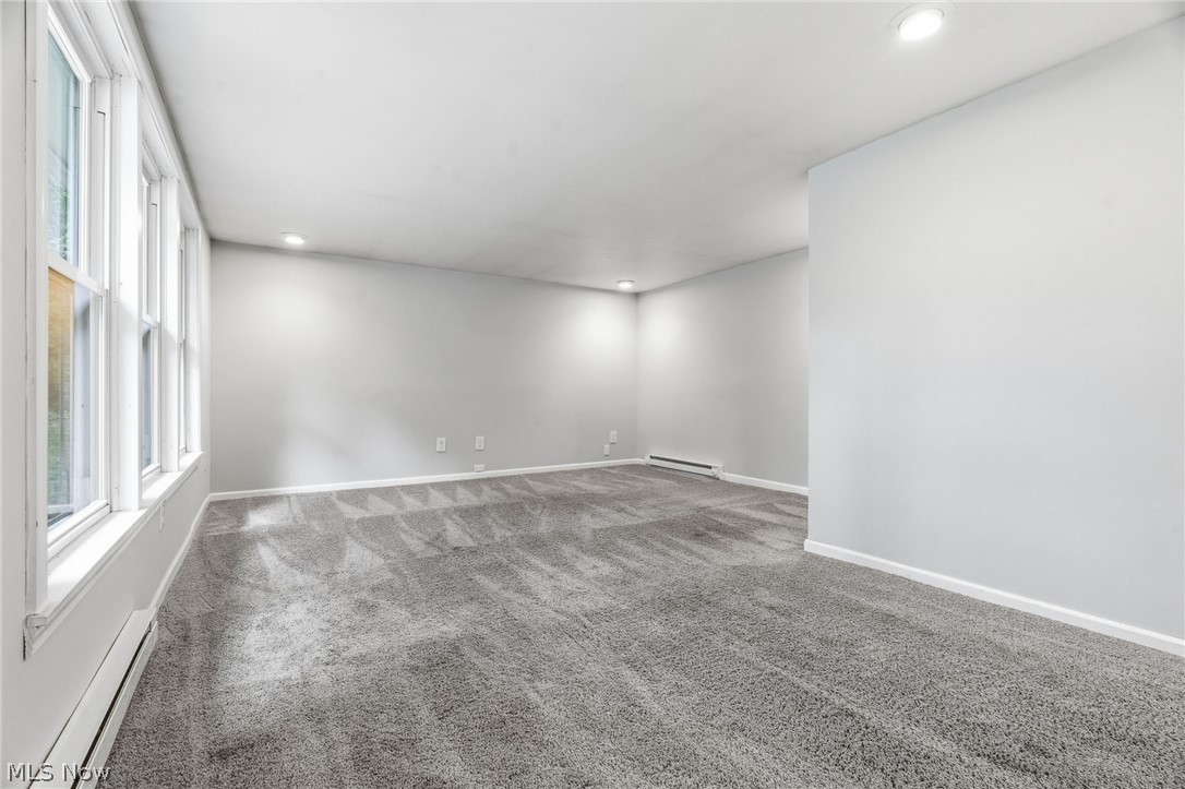 543 Winesap Avenue SW North Canton OH 44709