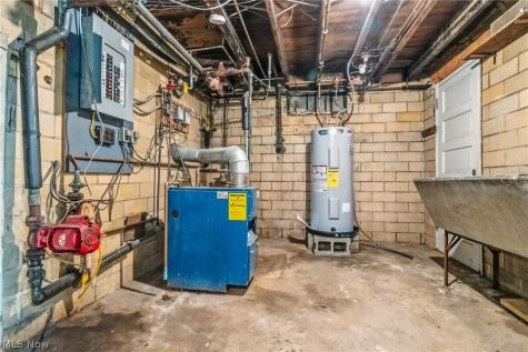543 Winesap Avenue SW North Canton OH 44709