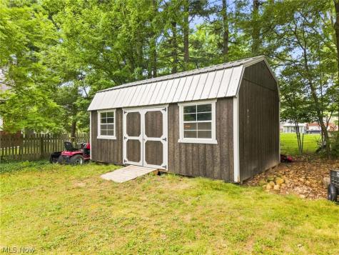 543 Winesap Avenue SW North Canton OH 44709