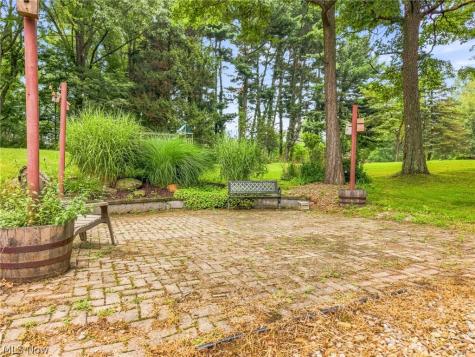 543 Winesap Avenue SW North Canton OH 44709