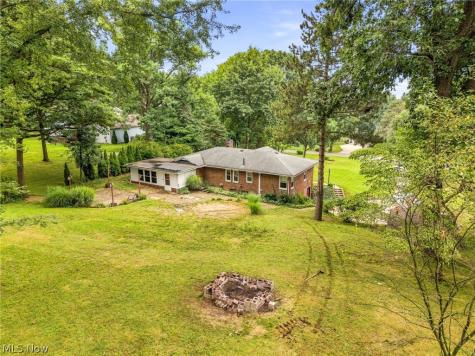 543 Winesap Avenue SW North Canton OH 44709