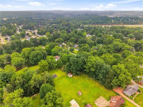 543 Winesap Avenue SW North Canton OH 44709