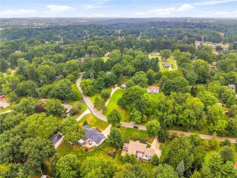 543 Winesap Avenue SW North Canton OH 44709