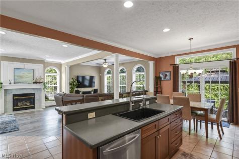 31470 Hilliard Boulevard Westlake OH 44145