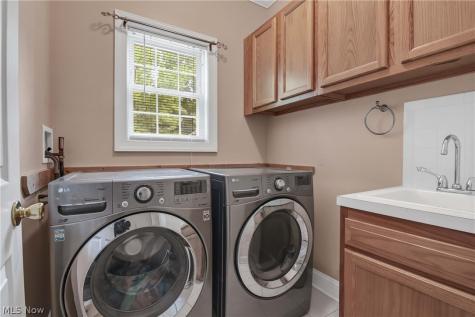 31470 Hilliard Boulevard Westlake OH 44145