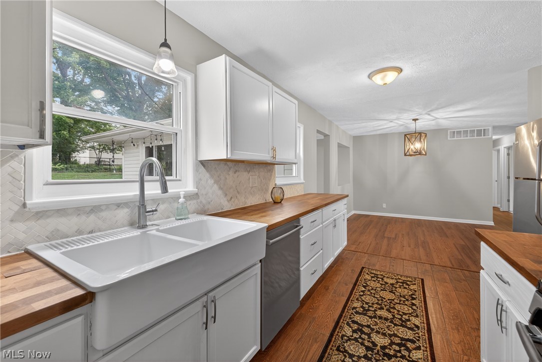 1169 Ranchland Drive Mayfield Heights OH 44124