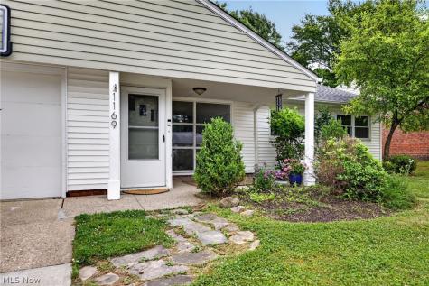 1169 Ranchland Drive Mayfield Heights OH 44124