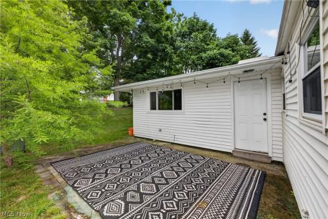 1169 Ranchland Drive Mayfield Heights OH 44124