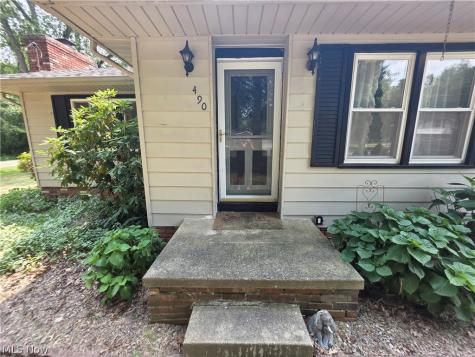 490 Bonshire Road Akron OH 44319