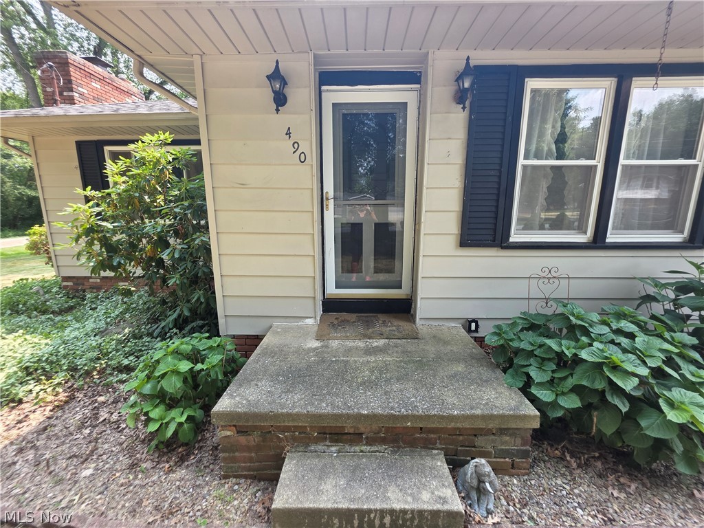 490 Bonshire Road Akron OH 44319
