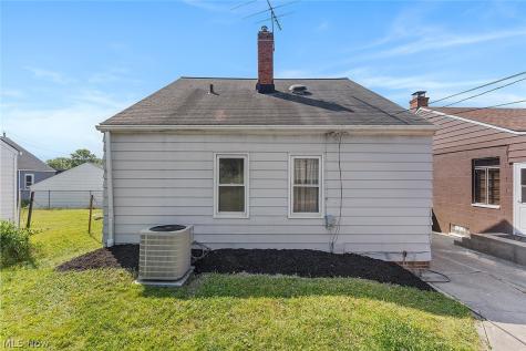 11301 Mountview Avenue Garfield Heights OH 44125