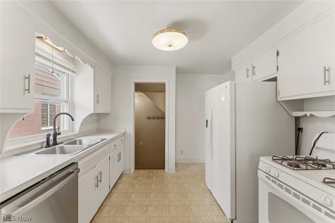 11301 Mountview Avenue Garfield Heights OH 44125