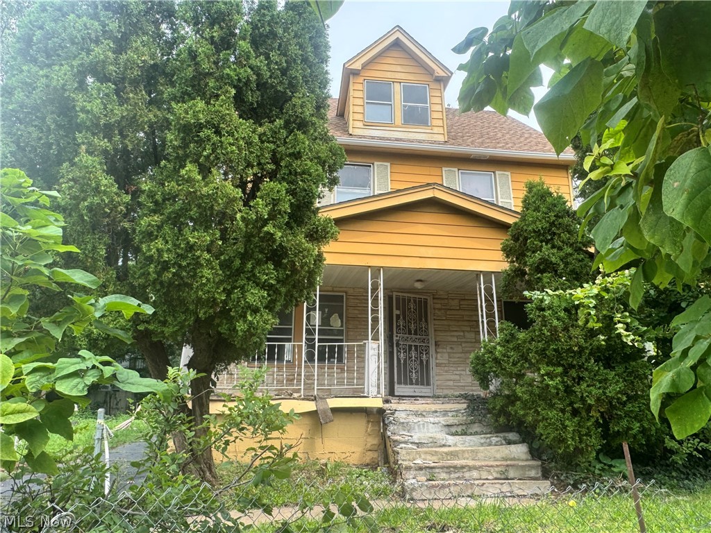 11321 Mount Overlook Avenue Cleveland OH 44104