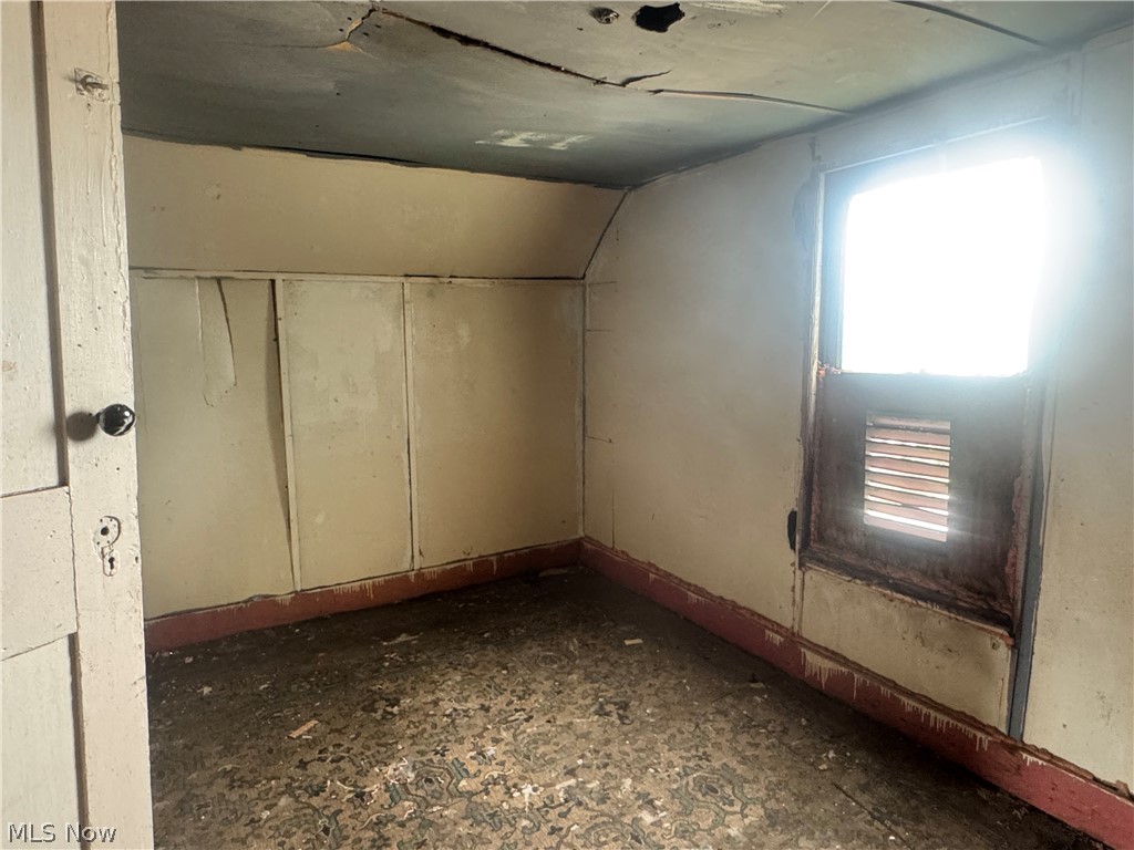 11321 Mount Overlook Avenue Cleveland OH 44104