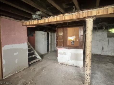 11321 Mount Overlook Avenue Cleveland OH 44104