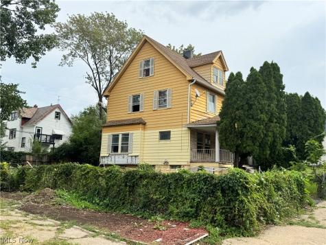 11321 Mount Overlook Avenue Cleveland OH 44104
