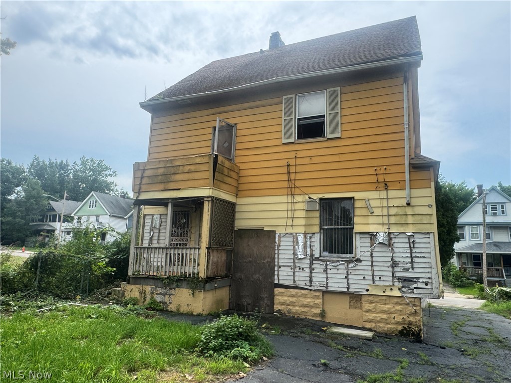 11321 Mount Overlook Avenue Cleveland OH 44104