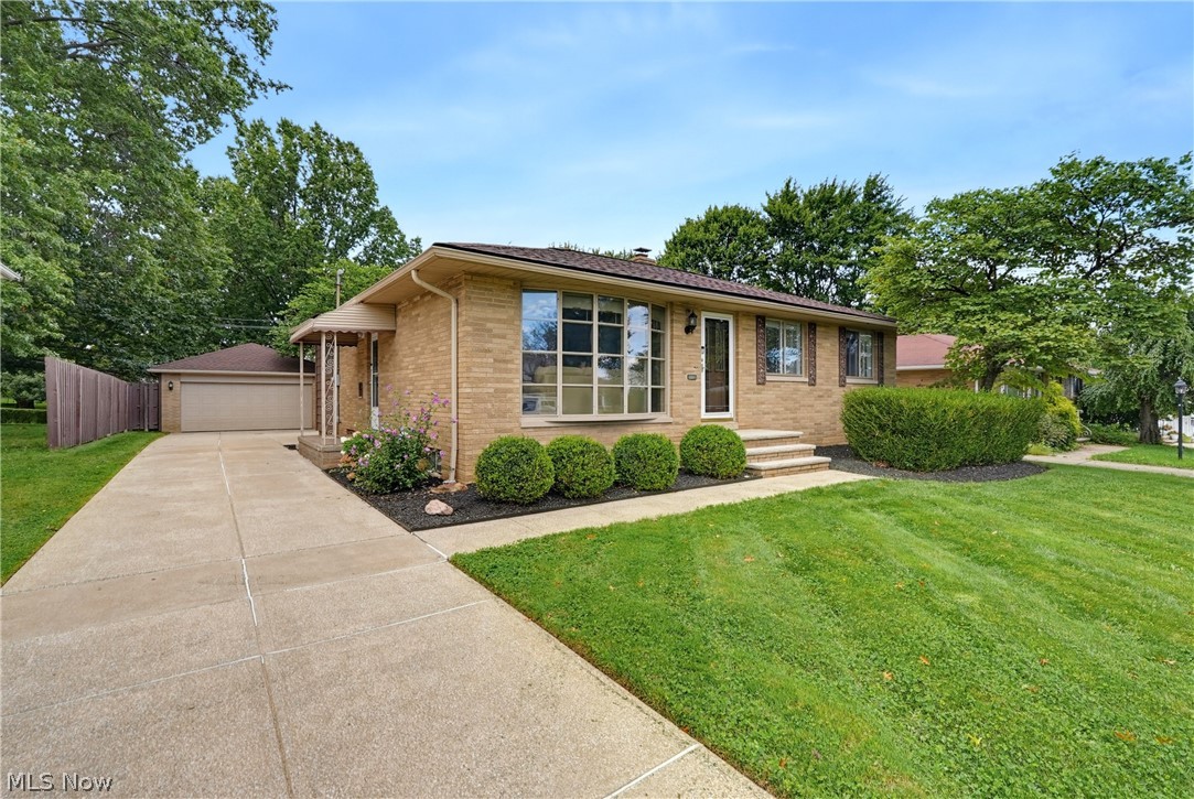 7386 Meadow Lane Parma OH 44134