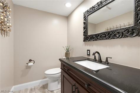 7386 Meadow Lane Parma OH 44134