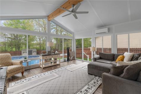 1972 Springfield Lake Boulevard Akron OH 44312