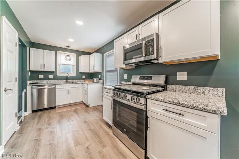 3136 W 138 Street Cleveland OH 44111