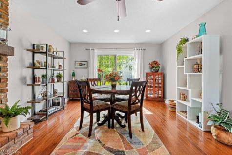 369 Amy Way Wadsworth OH 44281