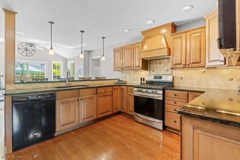 369 Amy Way Wadsworth OH 44281