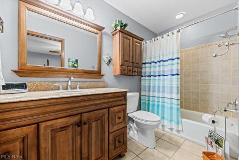 369 Amy Way Wadsworth OH 44281