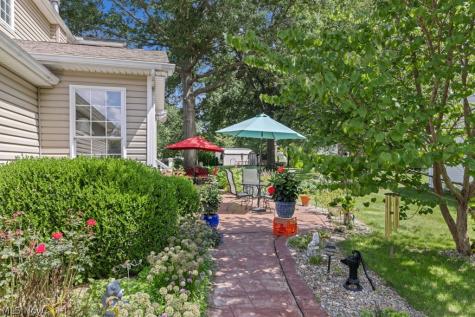 369 Amy Way Wadsworth OH 44281