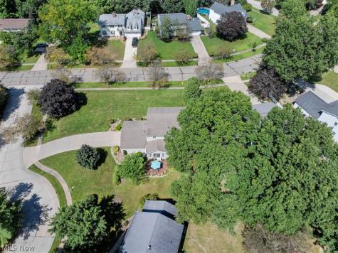 369 Amy Way Wadsworth OH 44281