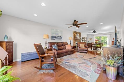 369 Amy Way Wadsworth OH 44281