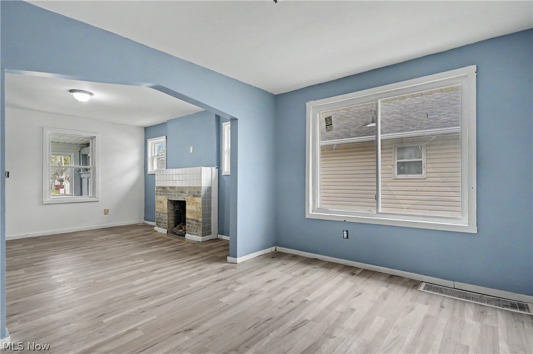 872 Cole Avenue Akron OH 44306