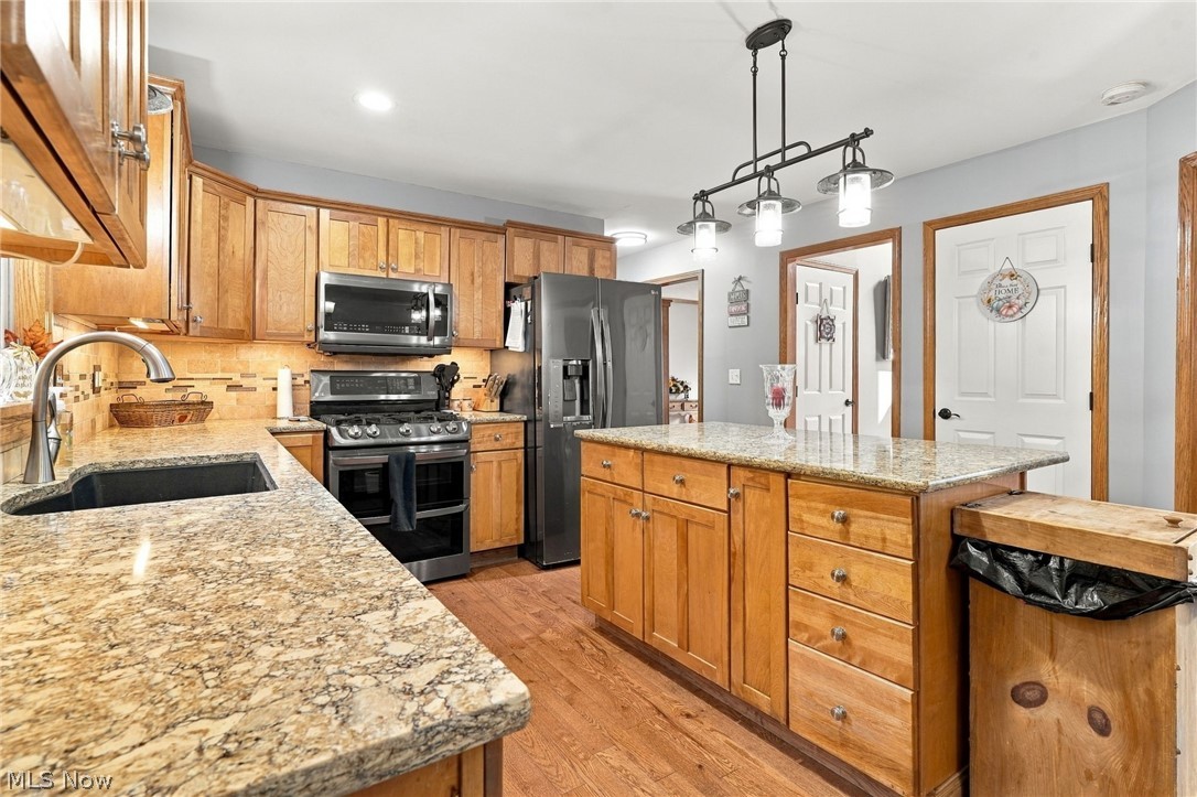 1907 Dogwood Square NE Bolivar OH 44612