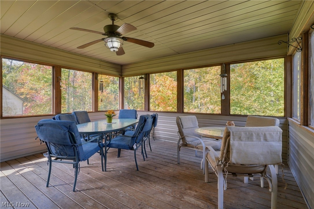 1907 Dogwood Square NE Bolivar OH 44612