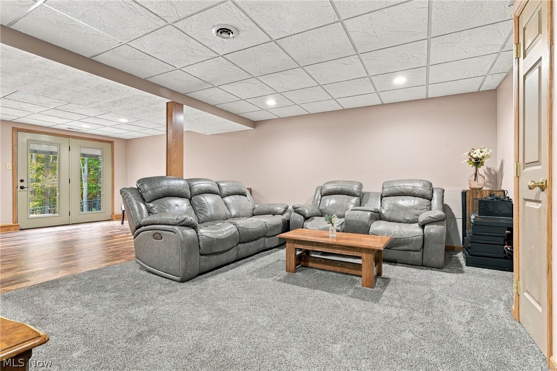 1907 Dogwood Square NE Bolivar OH 44612