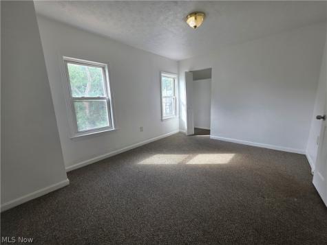 1705 E 84 Street Cleveland OH 44103