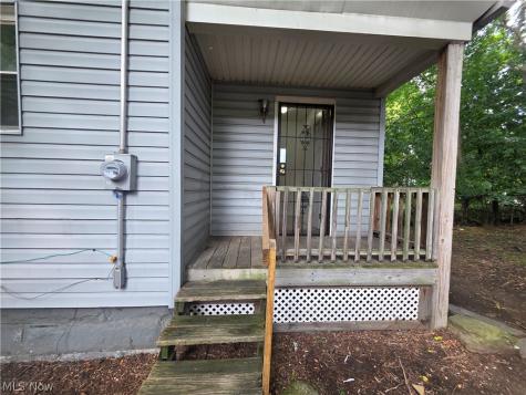 1705 E 84 Street Cleveland OH 44103