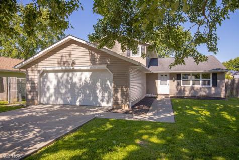 137 Valley Forge Circle Elyria OH 44035