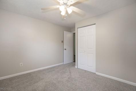137 Valley Forge Circle Elyria OH 44035