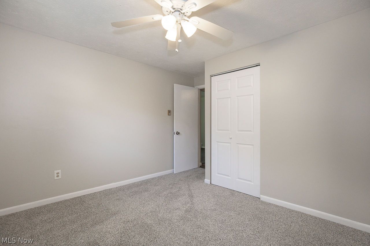 137 Valley Forge Circle Elyria OH 44035