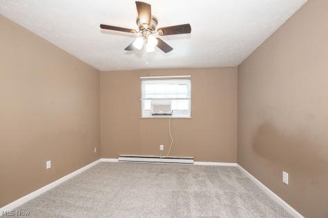 137 Valley Forge Circle Elyria OH 44035