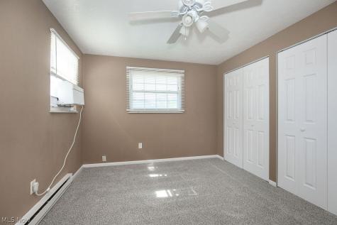 137 Valley Forge Circle Elyria OH 44035