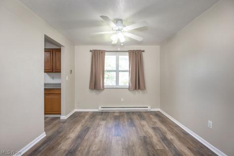 137 Valley Forge Circle Elyria OH 44035