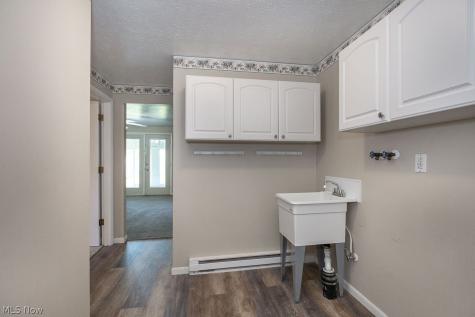 137 Valley Forge Circle Elyria OH 44035