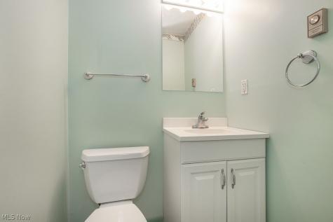 137 Valley Forge Circle Elyria OH 44035